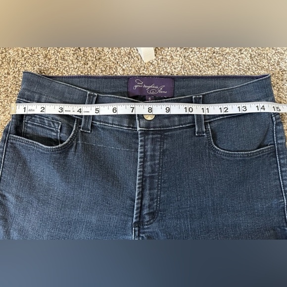 nydj capris size 6 Rhinestone hem detail stretchy - Picture 8 of 10